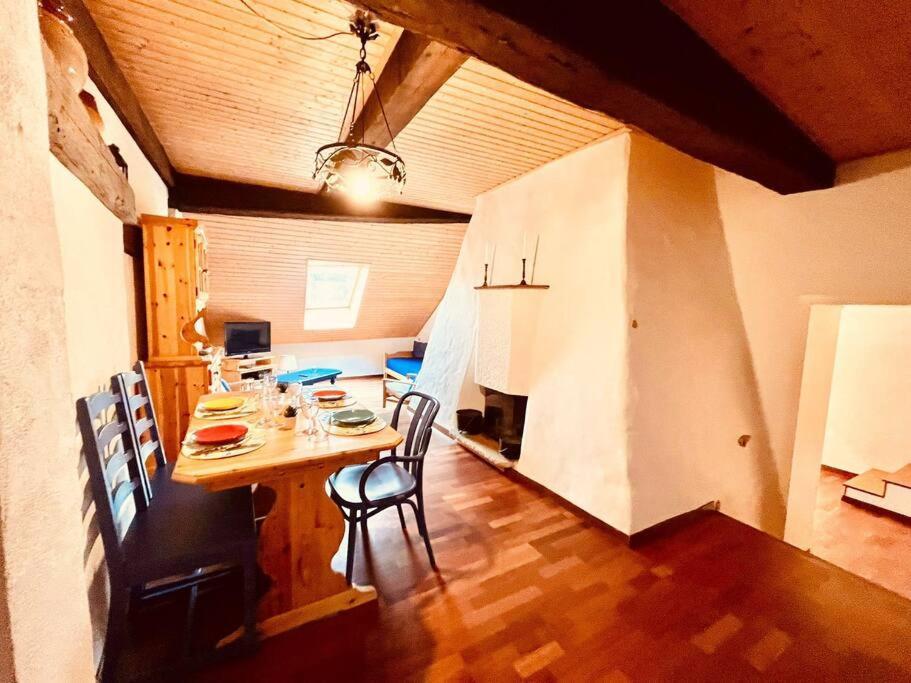 Charmant Appartement De Vacances Alta Ripa Hauterive  Экстерьер фото